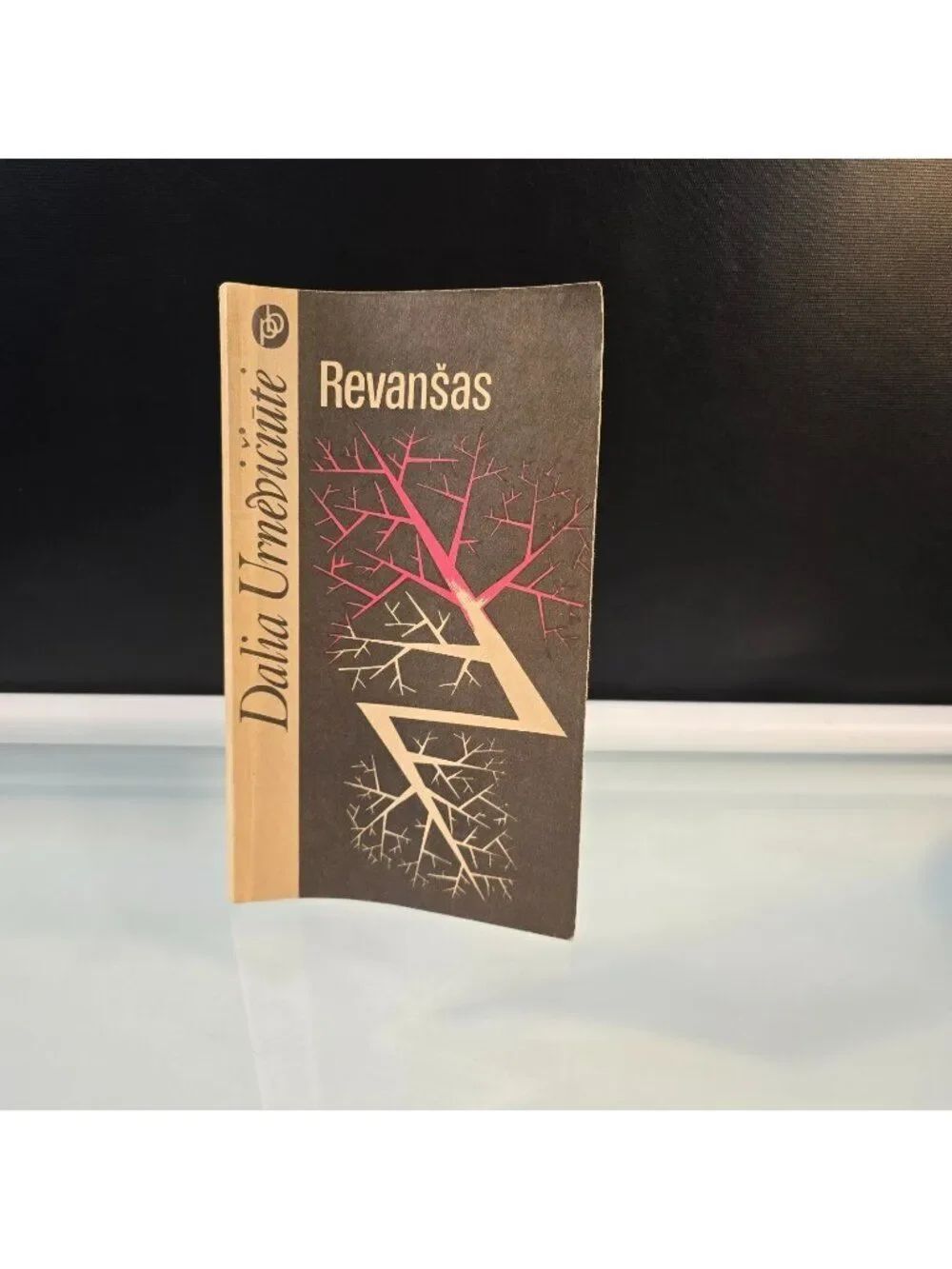 Revanšas (Revenge) by Dalia Urnevičiūtė Lithuanian Author Book